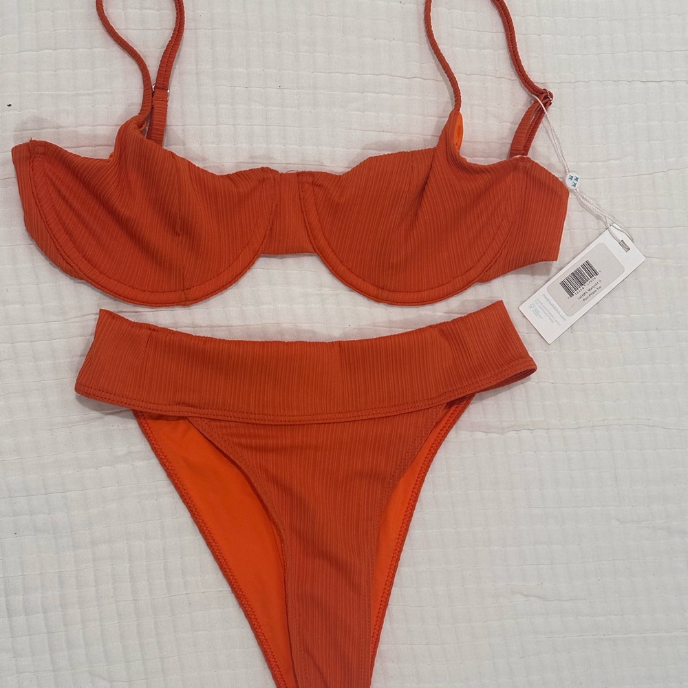 Frankie’s bikini set